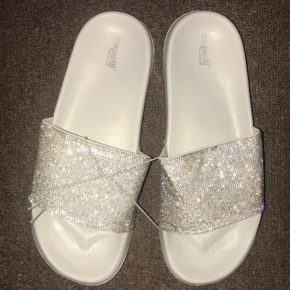 Women size 11 sparkly silver studs slides ❤️